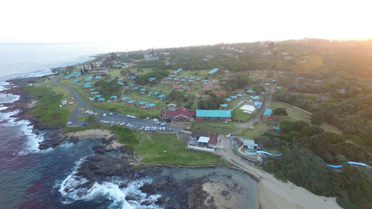 Port Edward Holiday Resort Экстерьер фото